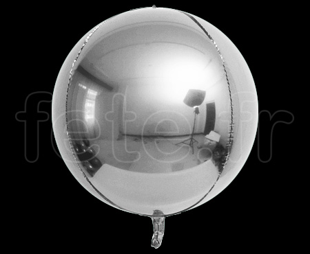 Ballon D'Argent De Miroir De Disco Isolé Sur Fond Blanc Banque D'Images et  Photos Libres De Droits. Image 12175737